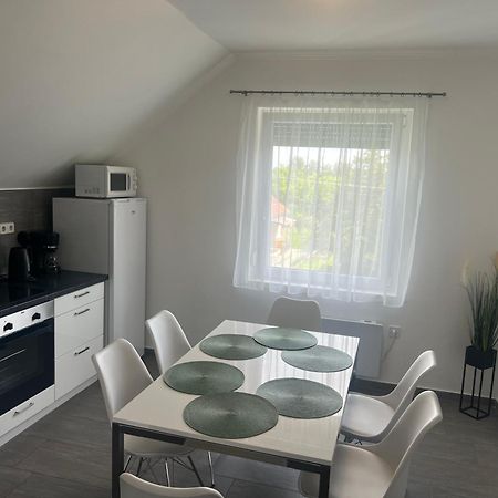 Oliver 22 Apartman Fonyód المظهر الخارجي الصورة